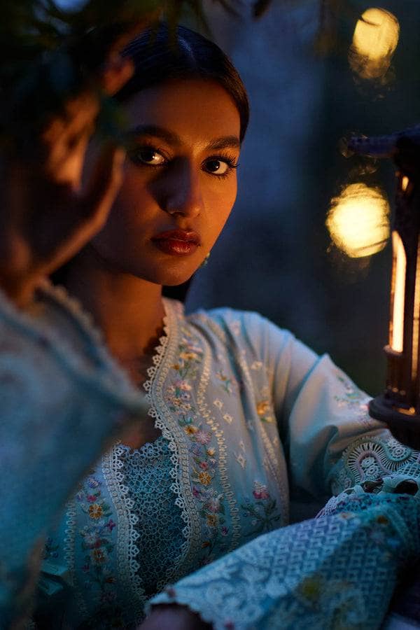 img_elan_lawn_24_awwal_boutique