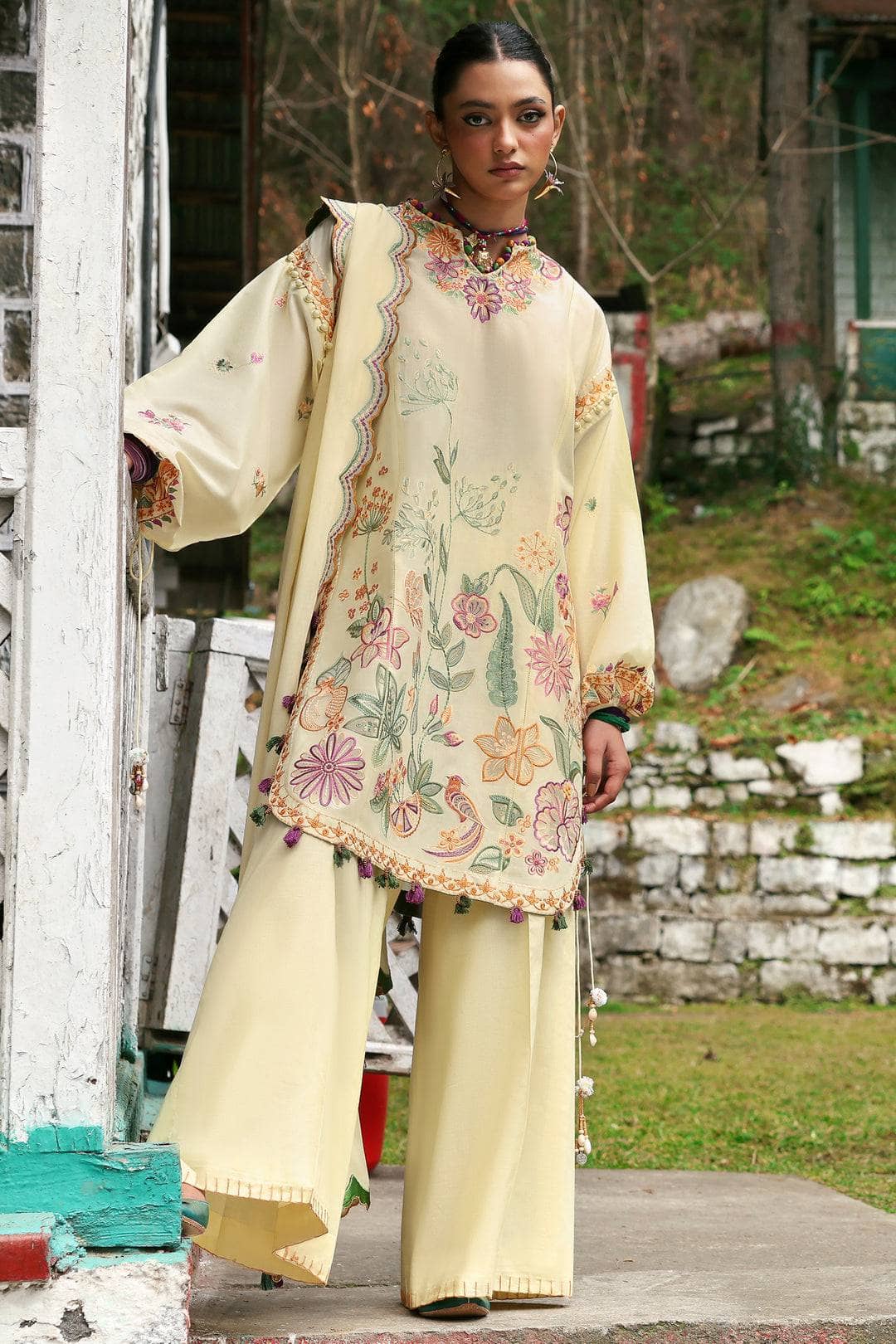 img_zaha_festive_lawn_neelum_awwal_boutique