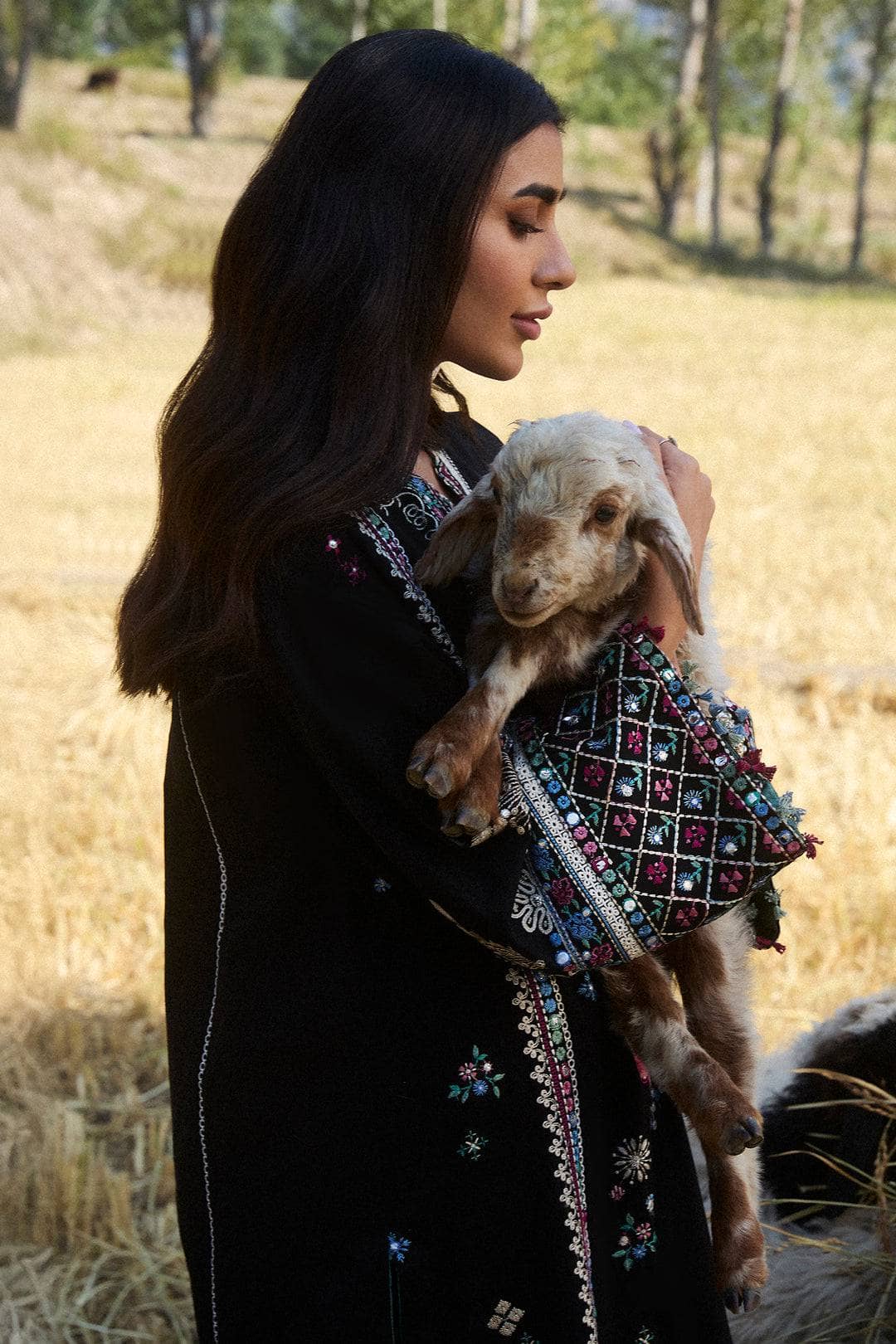 Restocked/Zaha Winter 24/HAZAN (ZW24-06)