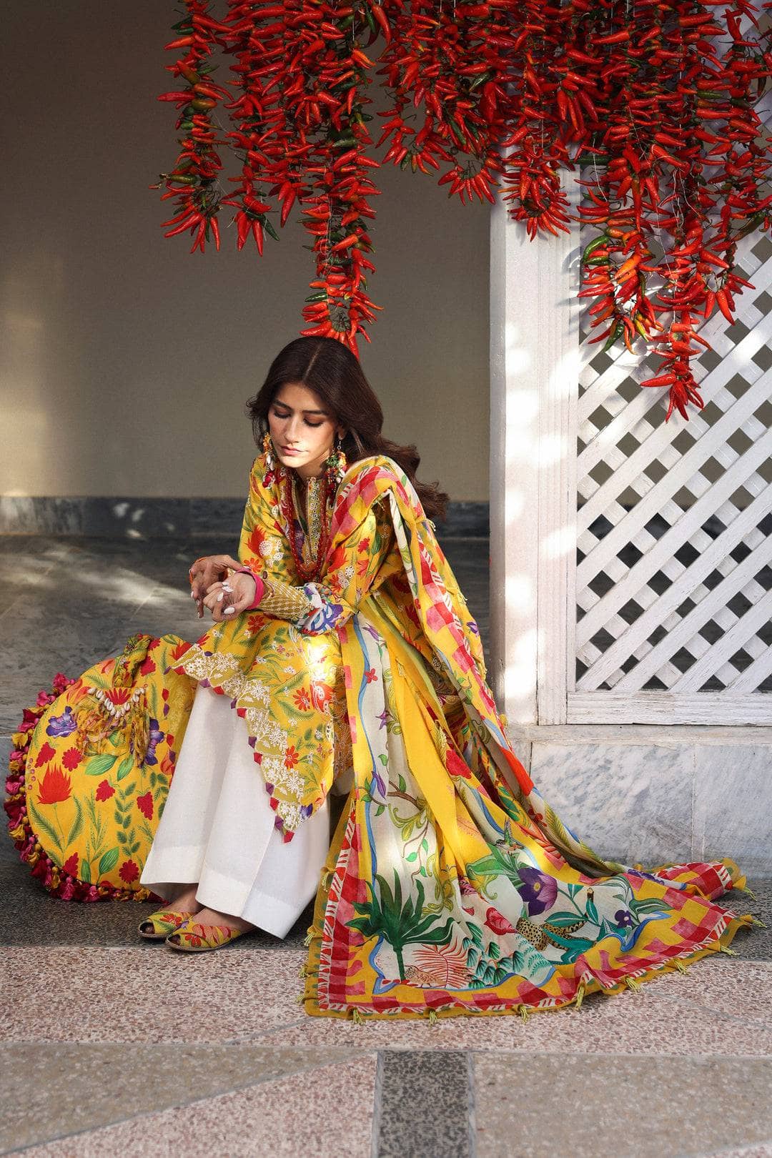 img_zaha_festive_lawn_neelum_awwal_boutique