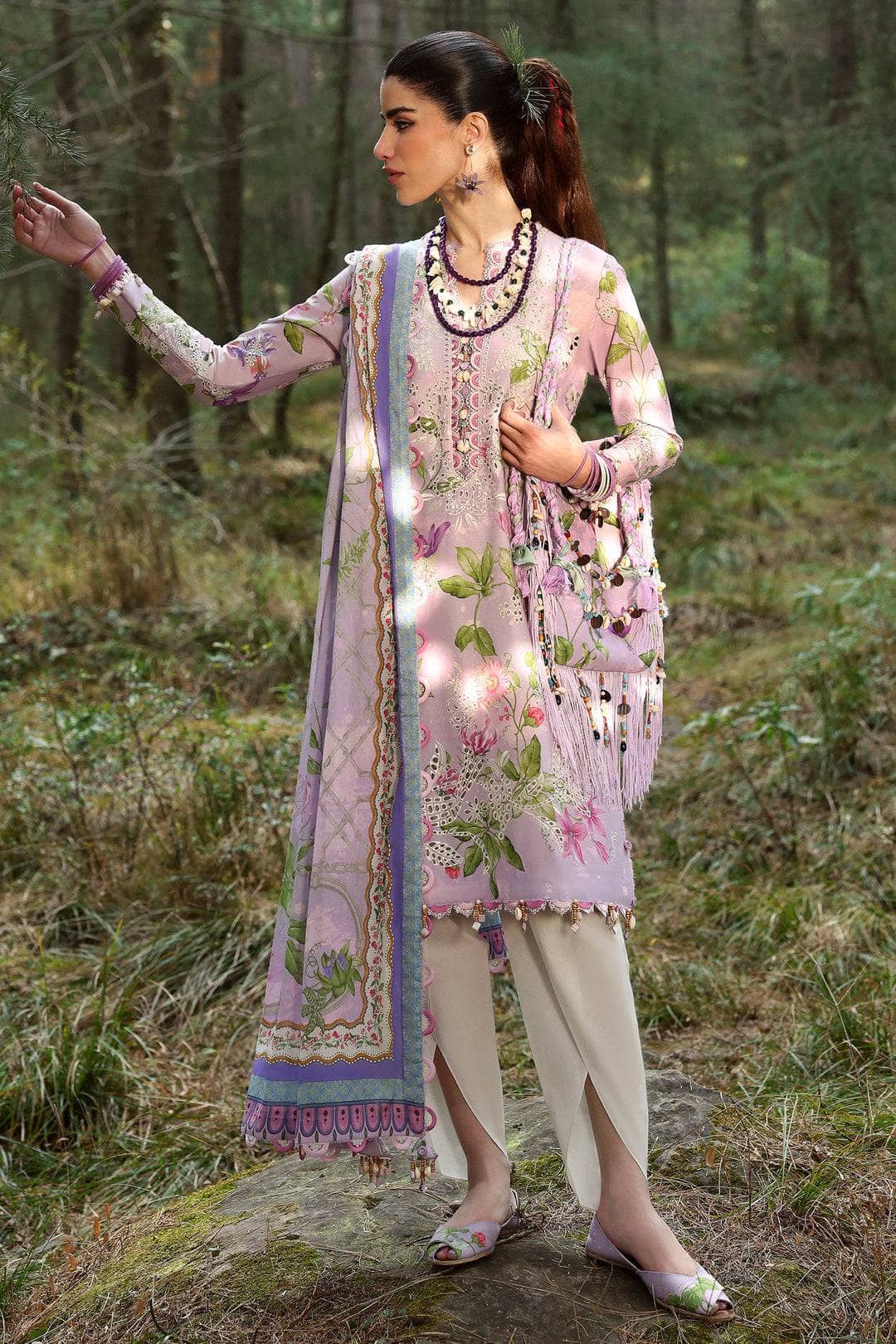 img_zaha_festive_lawn_neelum_awwal_boutique