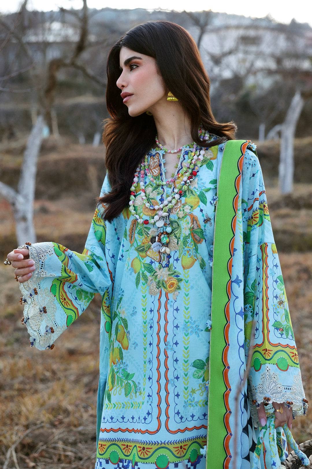 img_zaha_festive_lawn_neelum_awwal_boutique