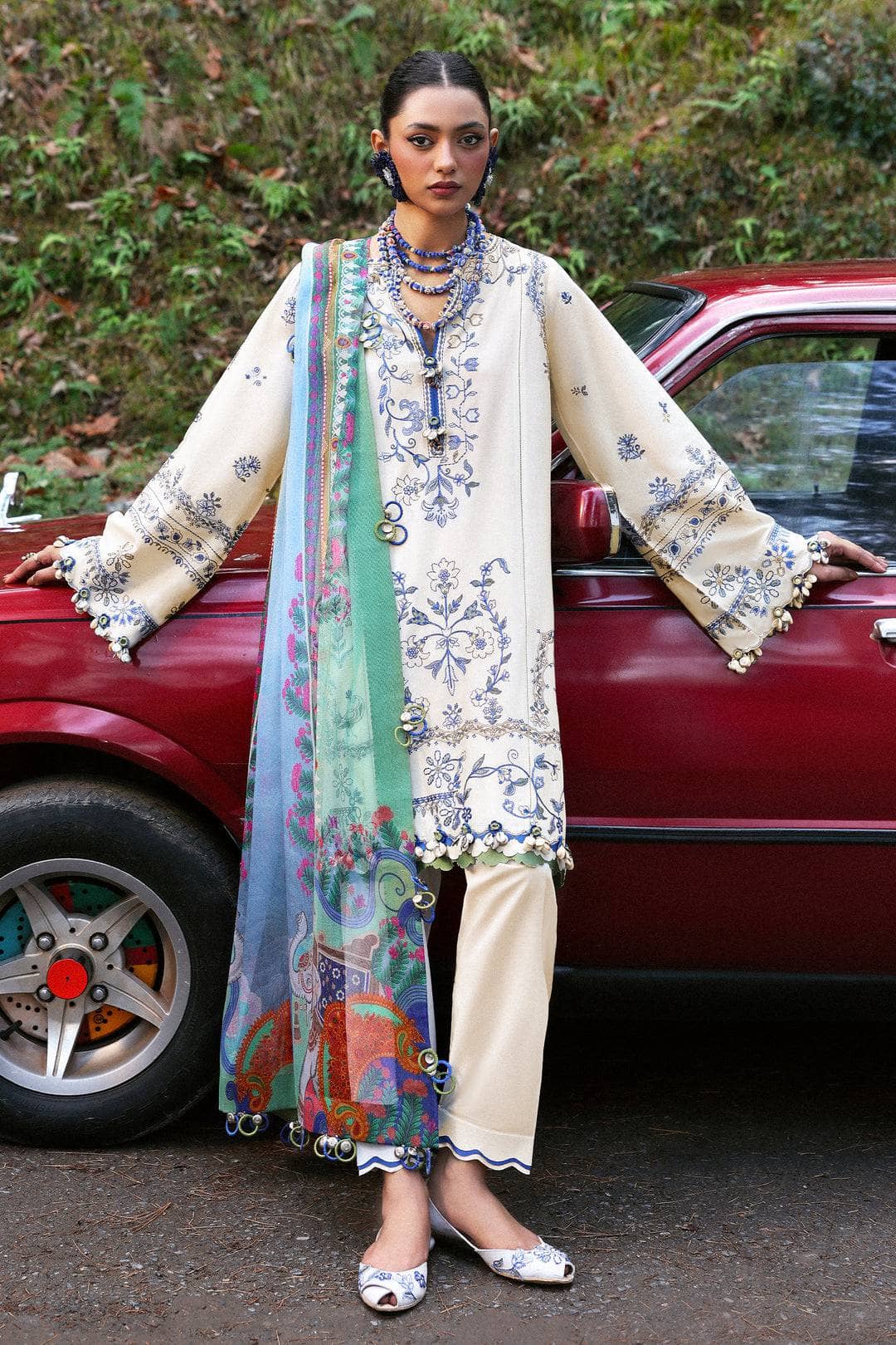 img_zaha_festive_lawn_neelum_awwal_boutique