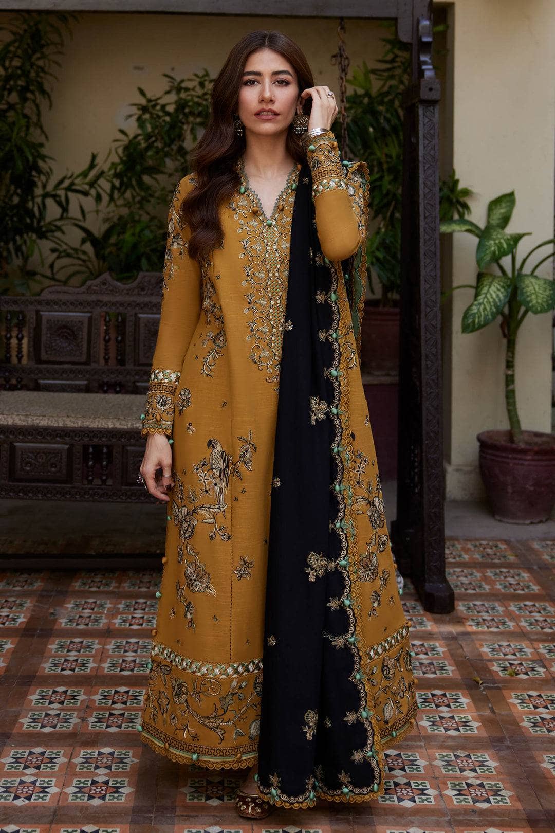 img_zaha_winter_23_awwal_boutique