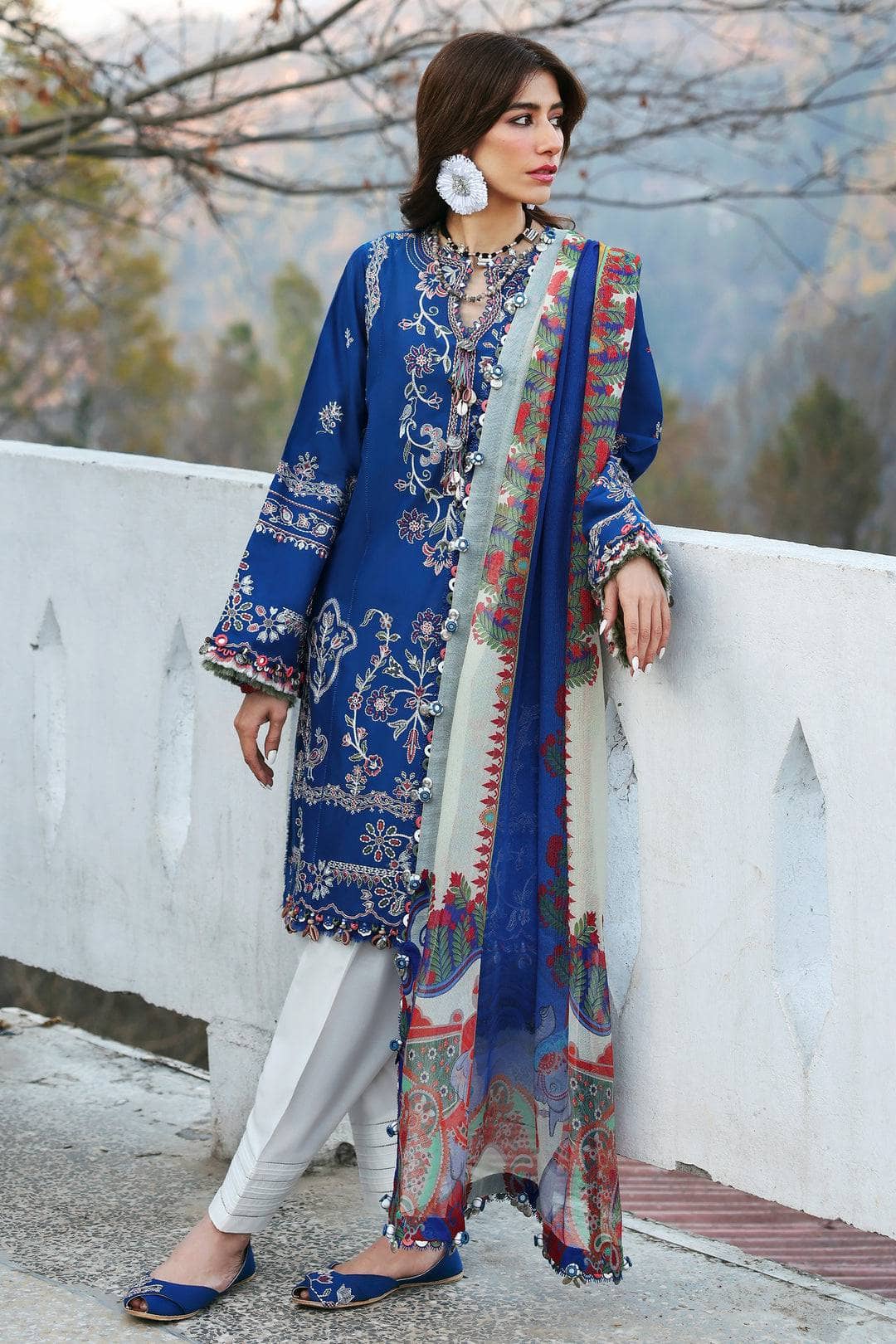 img_zaha_festive_lawn_neelum_awwal_boutique