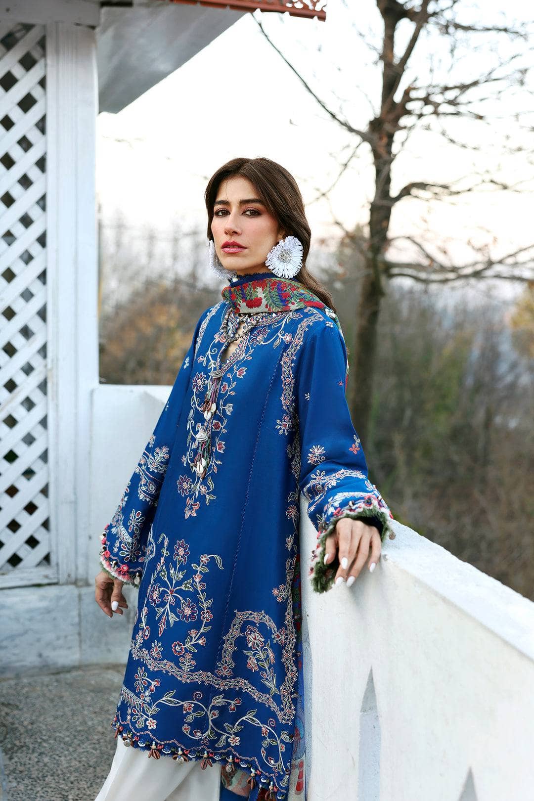 img_zaha_festive_lawn_neelum_awwal_boutique