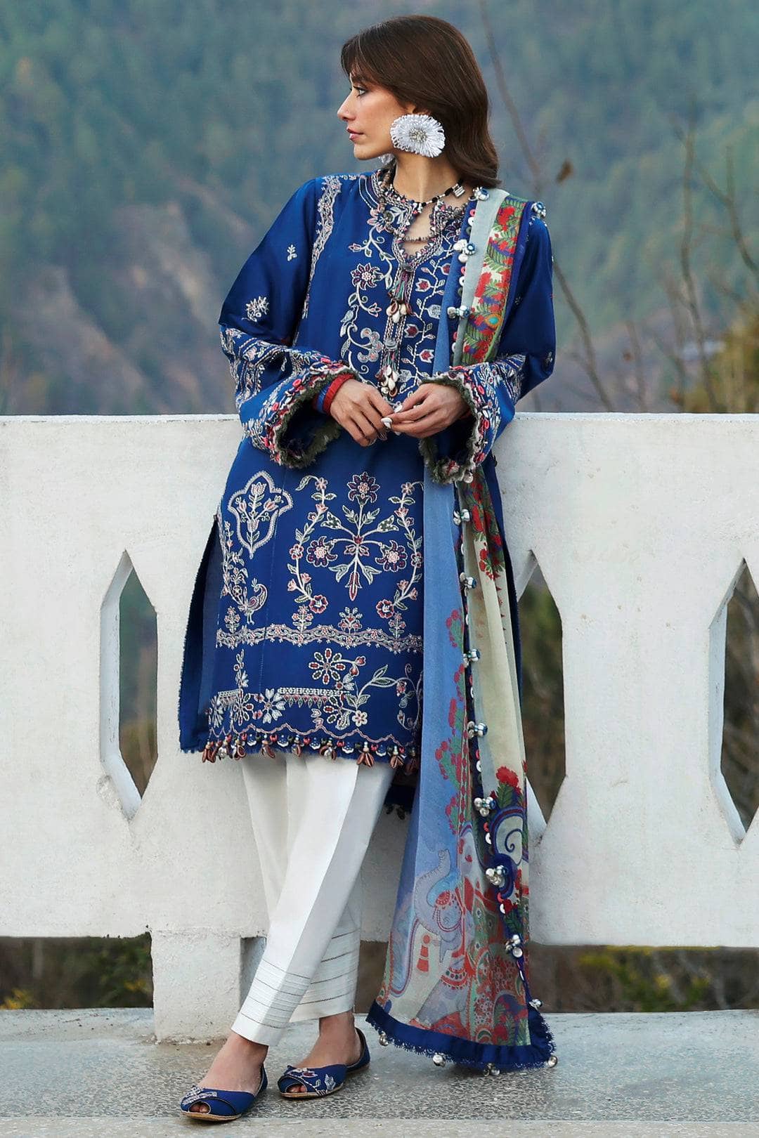 img_zaha_festive_lawn_neelum_awwal_boutique