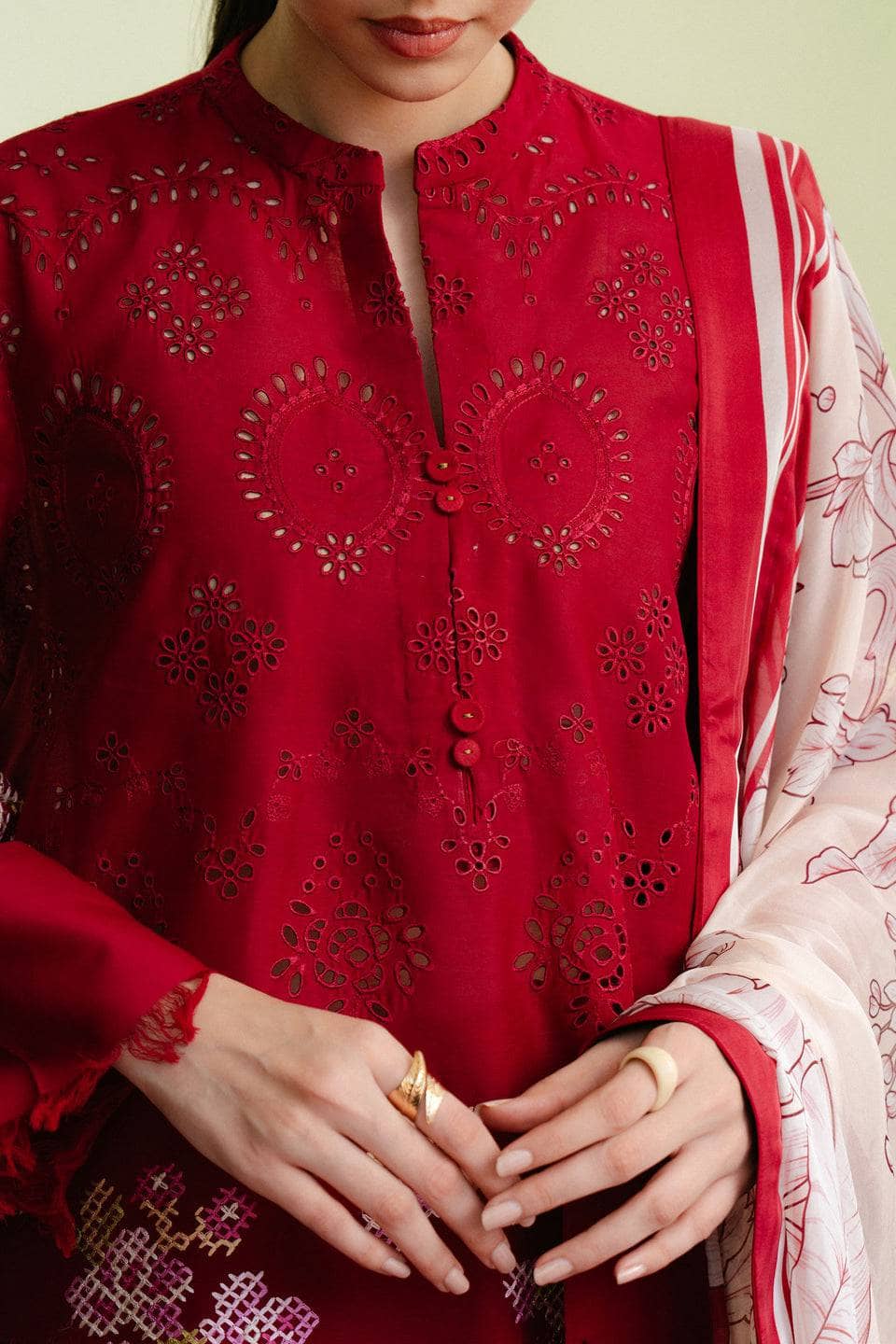 img_coco_by_zara_shahjahan_awwal_boutique