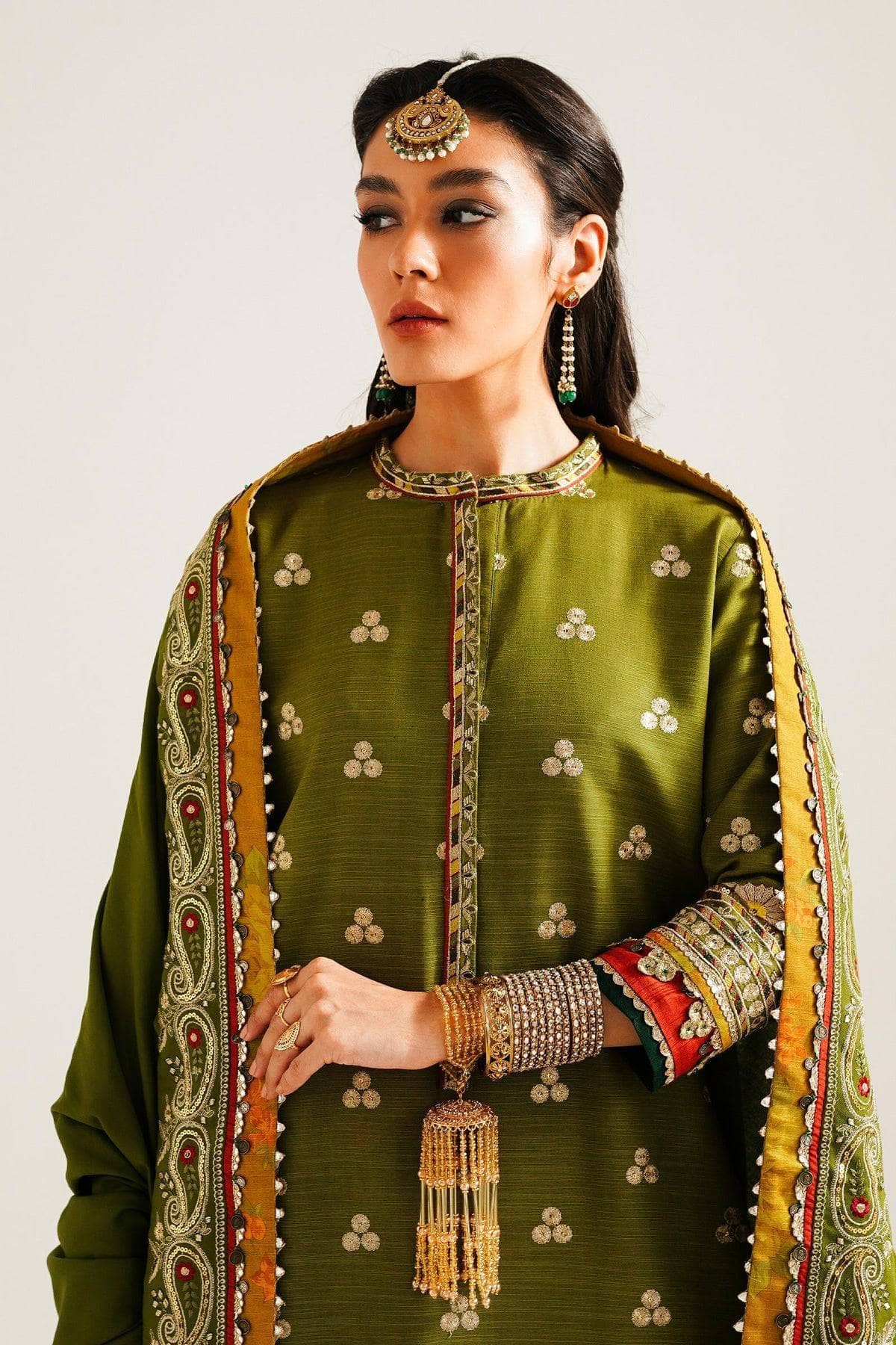 img_zara_shahjahan_winter_23_awwal_boutique