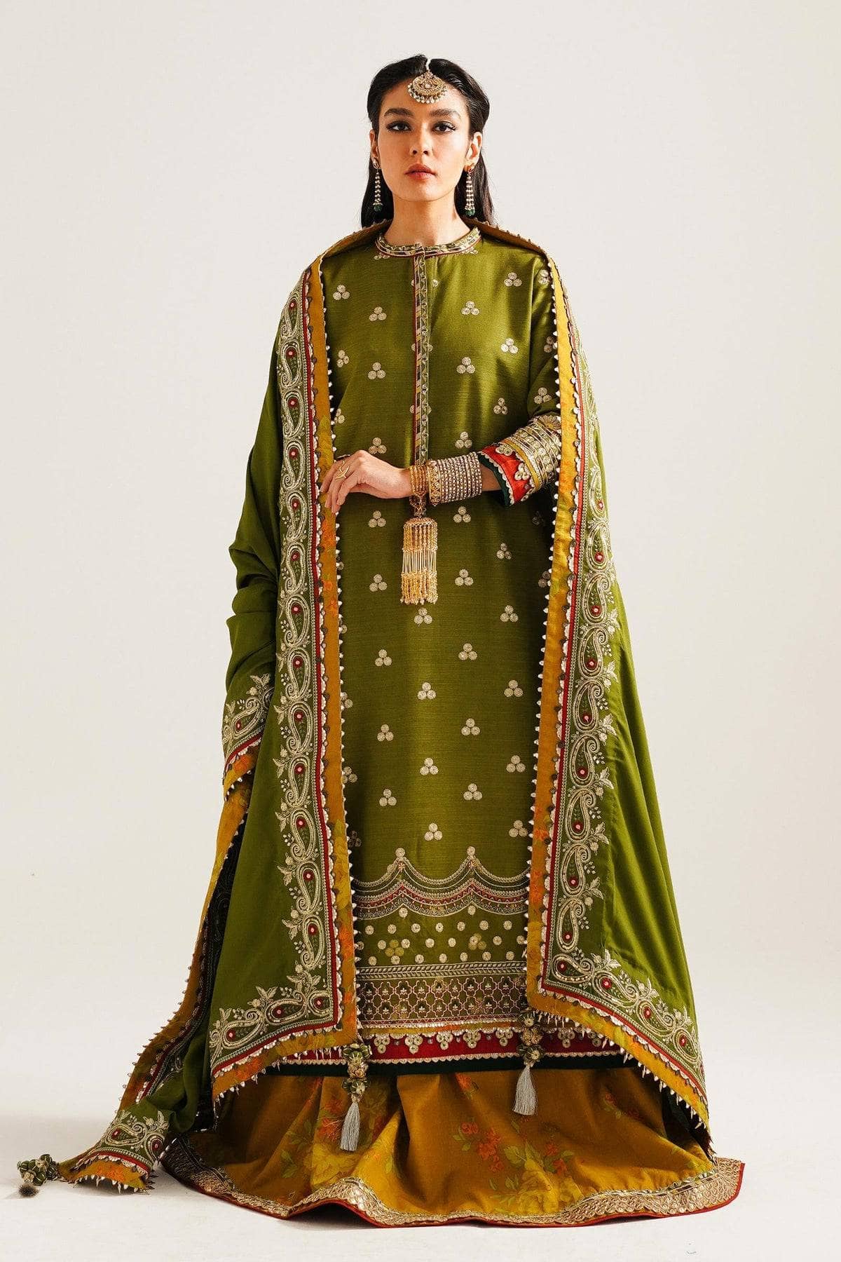 img_zara_shahjahan_winter_23_awwal_boutique