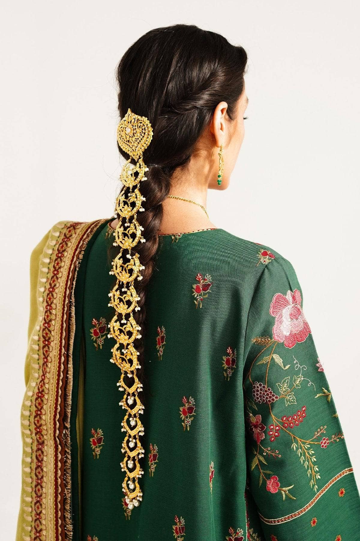 img_zara_shahjahan_winter_23_awwal_boutique