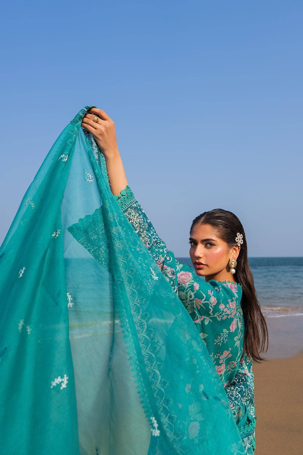 img_afrozeh_endless_summer_awwal_boutique