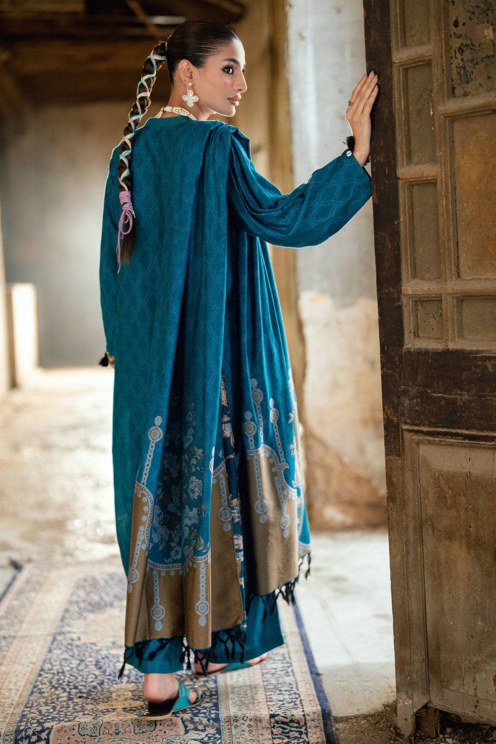 Gul Ahmed Luxe Winter/MJ 52041/Jacquard Shawl