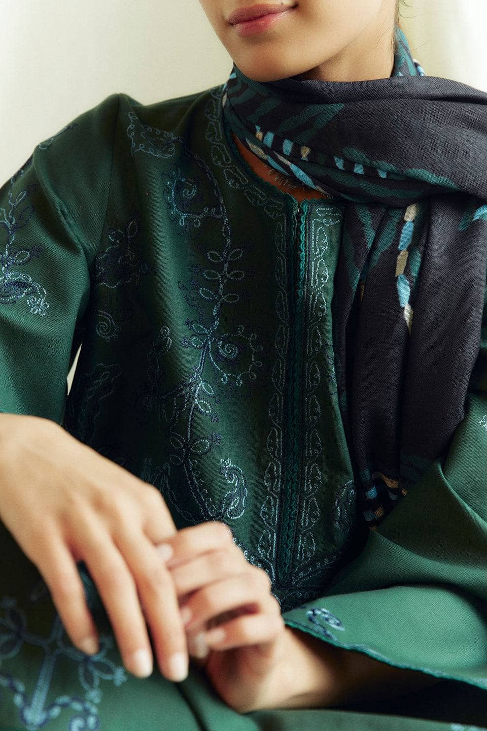 img_zara_shahjahan_coco_winter_24_awwal_boutique