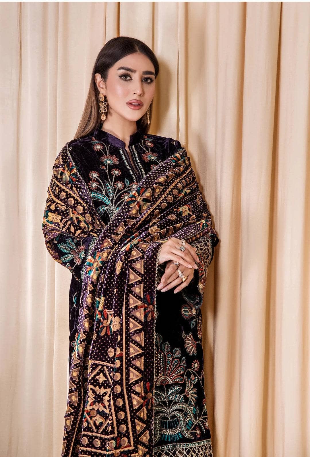 img_adans_libas_velvet_palachi_awwal_boutique