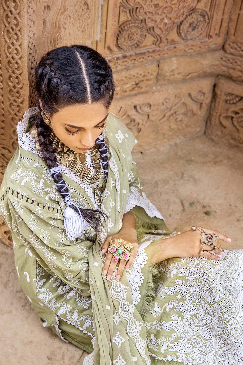 img_adans_libas_chikankari_schiffli_lawn_awwal_boutique