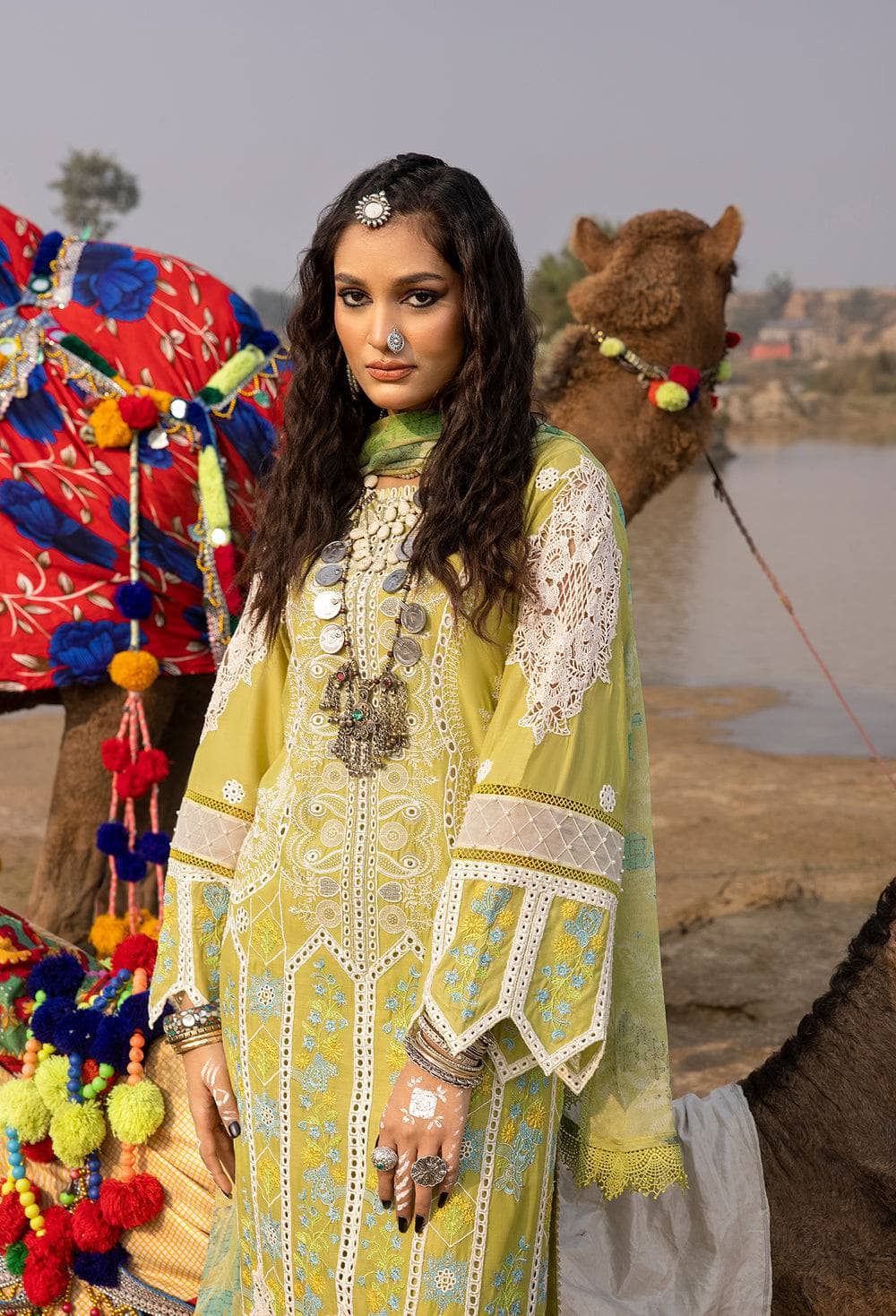 img_adans_libas_lawn_by_hafzah_zia_awwal_boutique