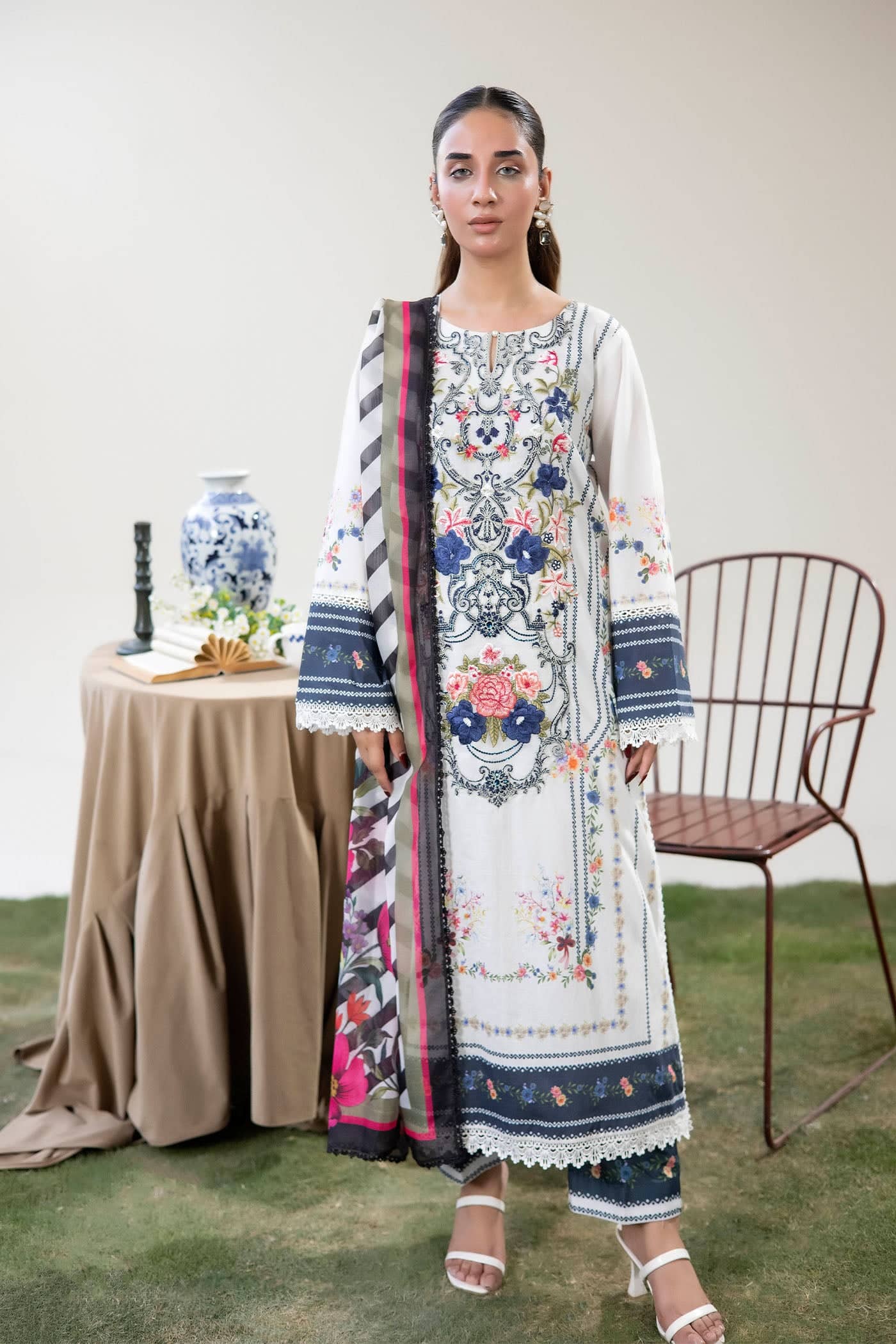 ing_adans_libas_lawn_awwal_boutique
