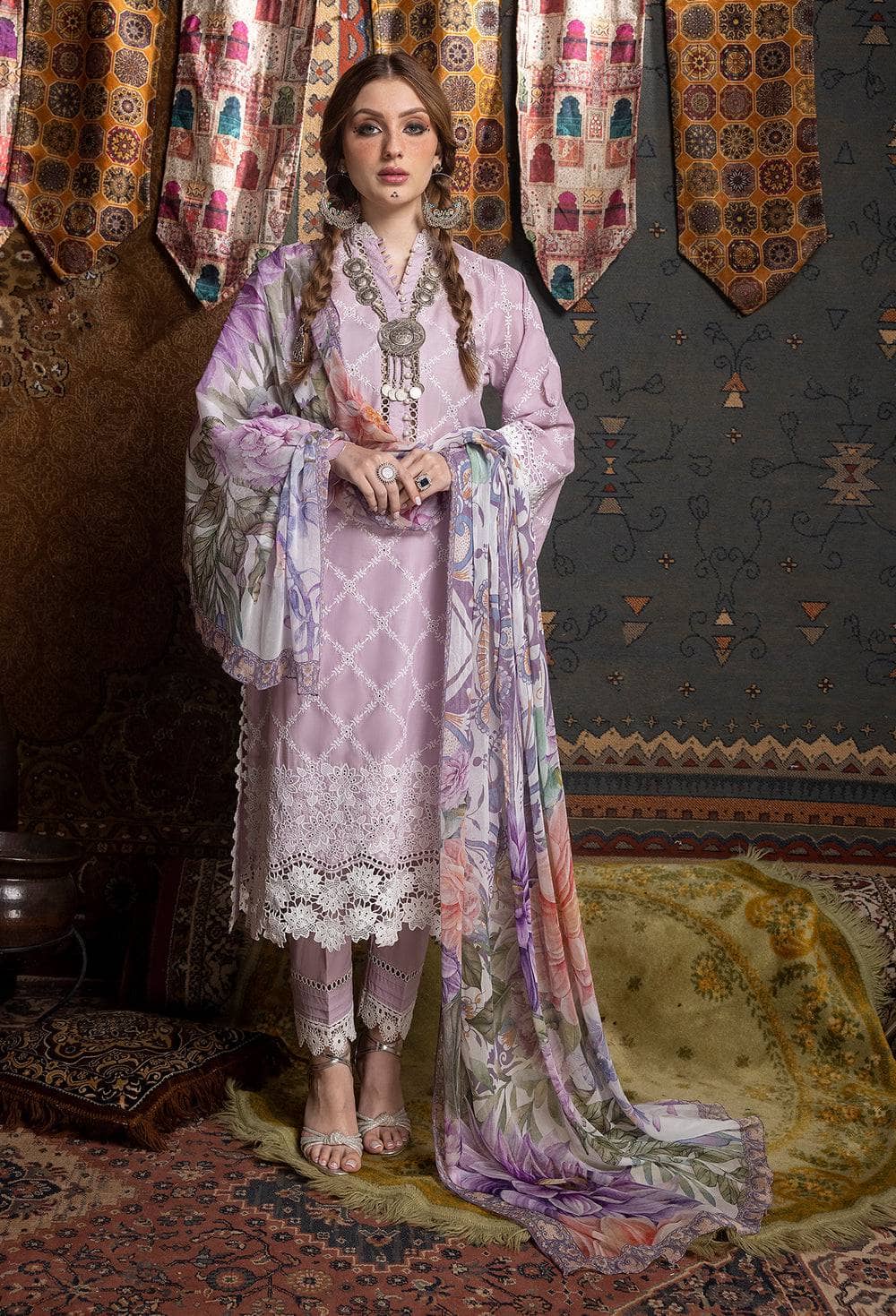 img_adans_libas_chikankari_lawn_24_awwal_boutique