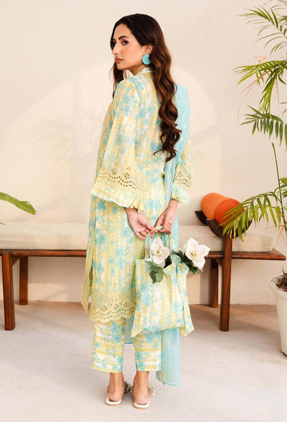 img_adans_libas_serene_awwal_boutique