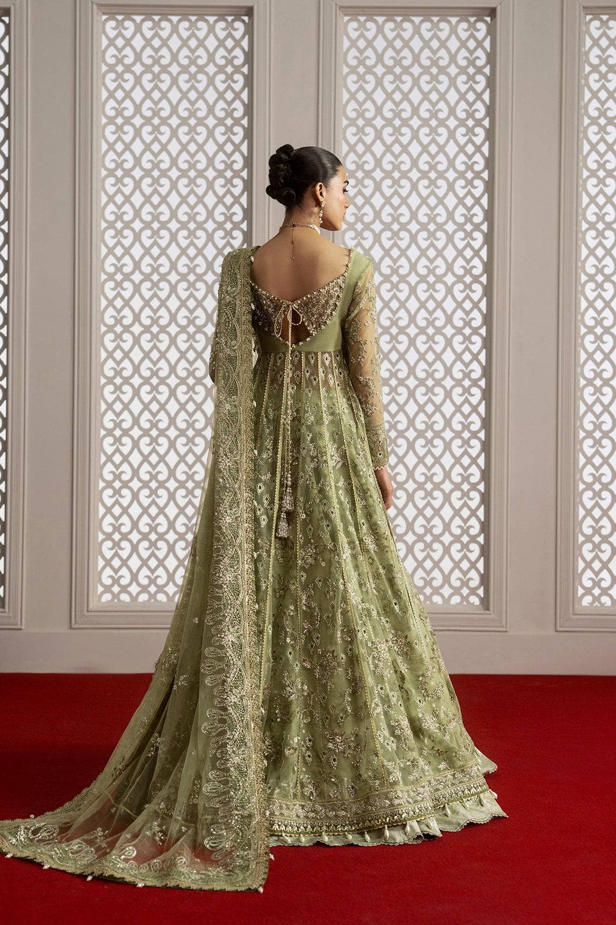 Afrozeh Aure Formals/Theodora/Sage Green