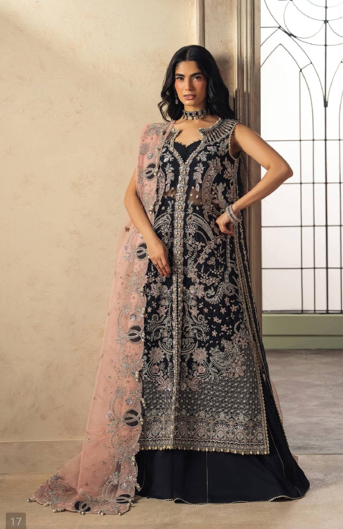 img_afrozeh_ayzel_luminara_awwal_boutique
