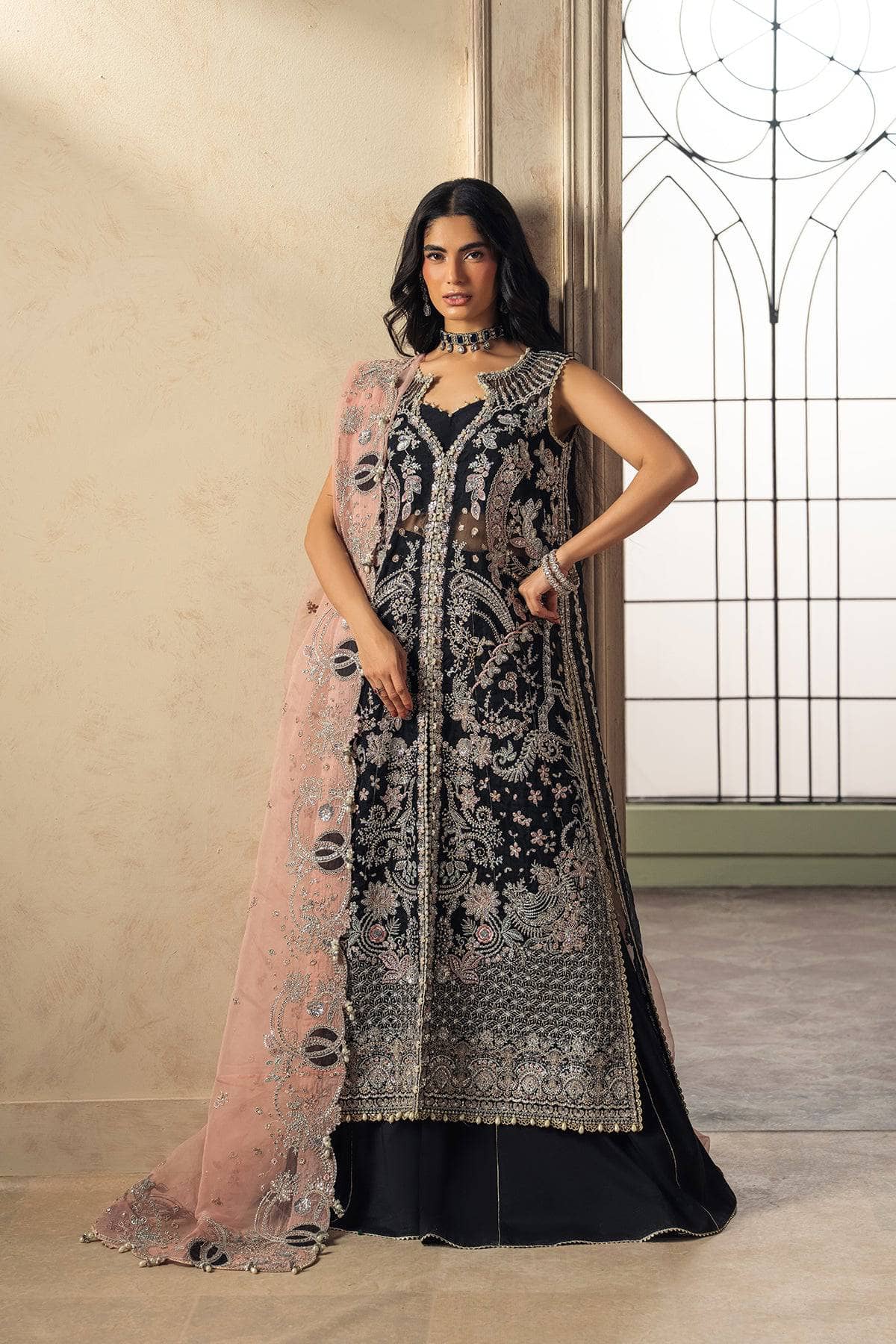 img_afrozeh_ayzel_luminara_awwal_boutique