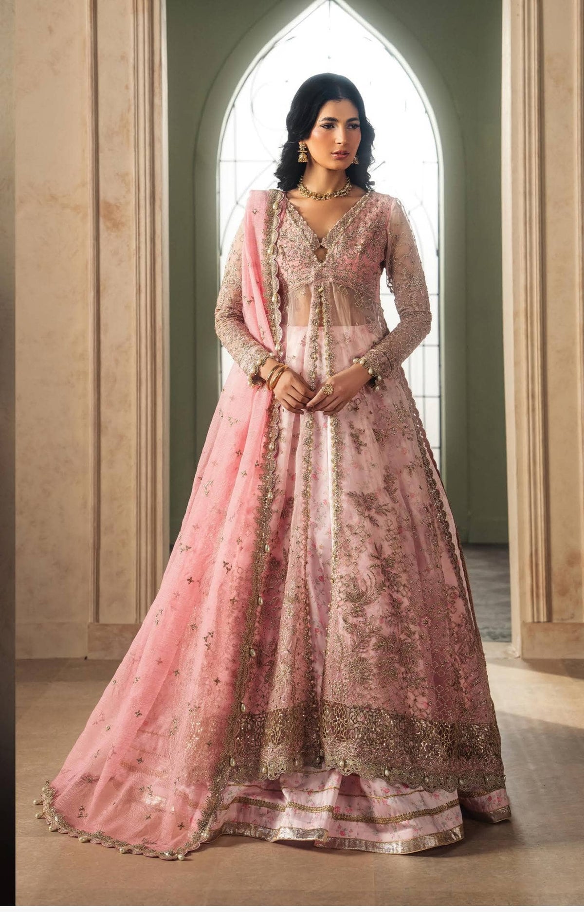 img_afrozeh_ayzel_luminara_awwal_boutique