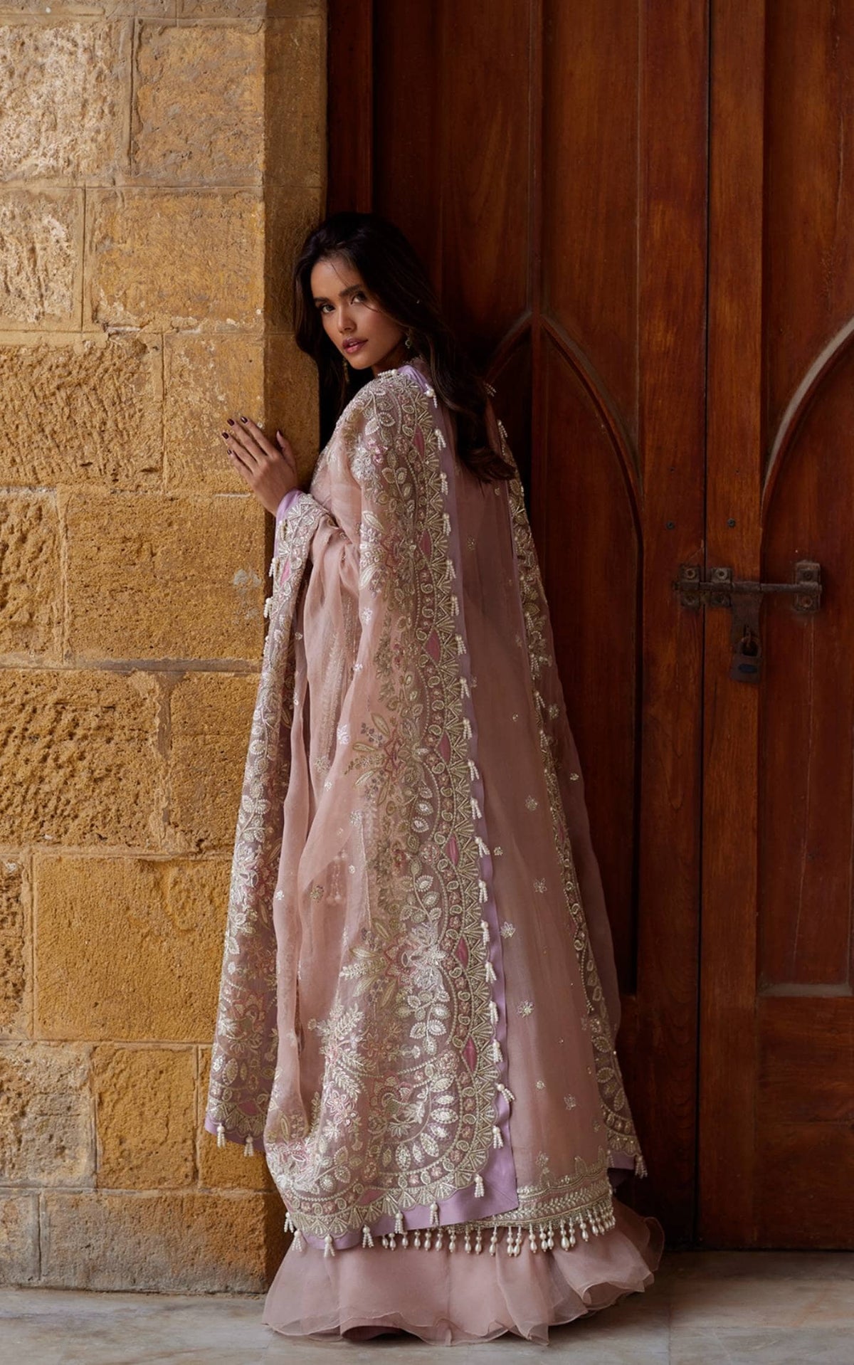 Afrozeh Dastangoi Formals 26/Rang E Dastaan/Blush Pink
