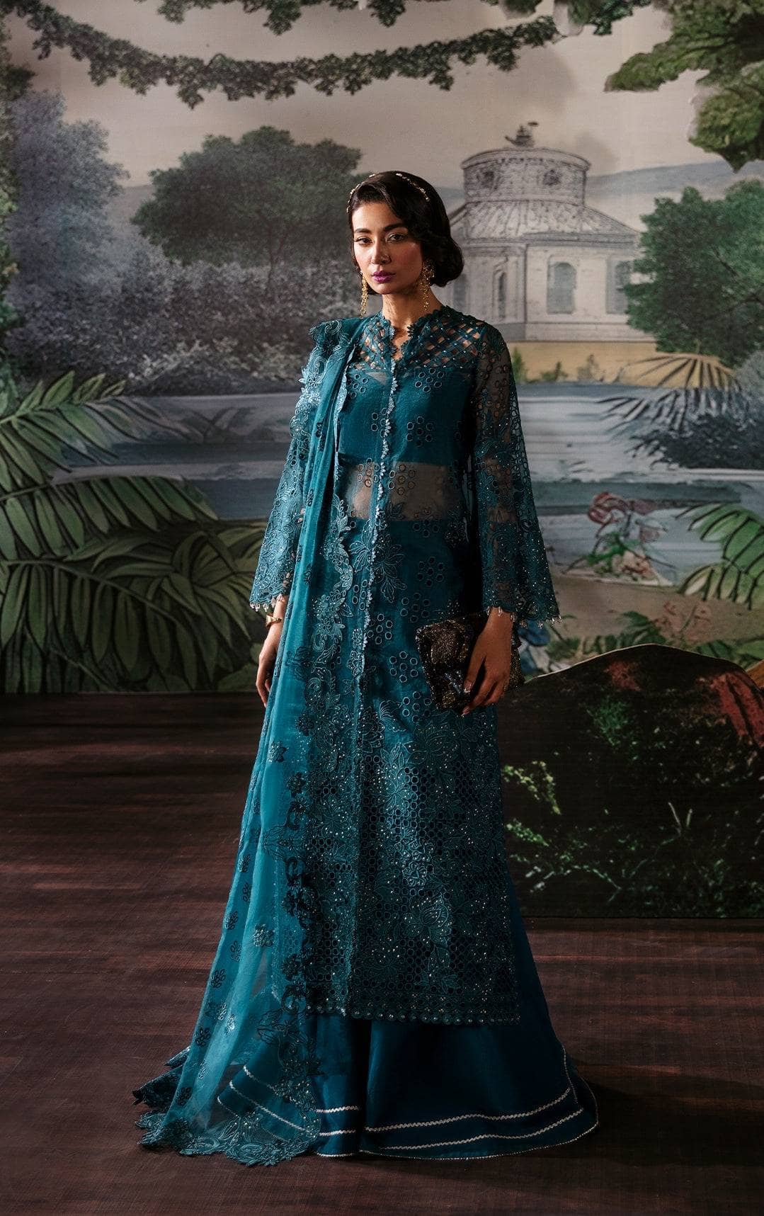 img_afrozeh_la_fuchsia_awwal_boutique