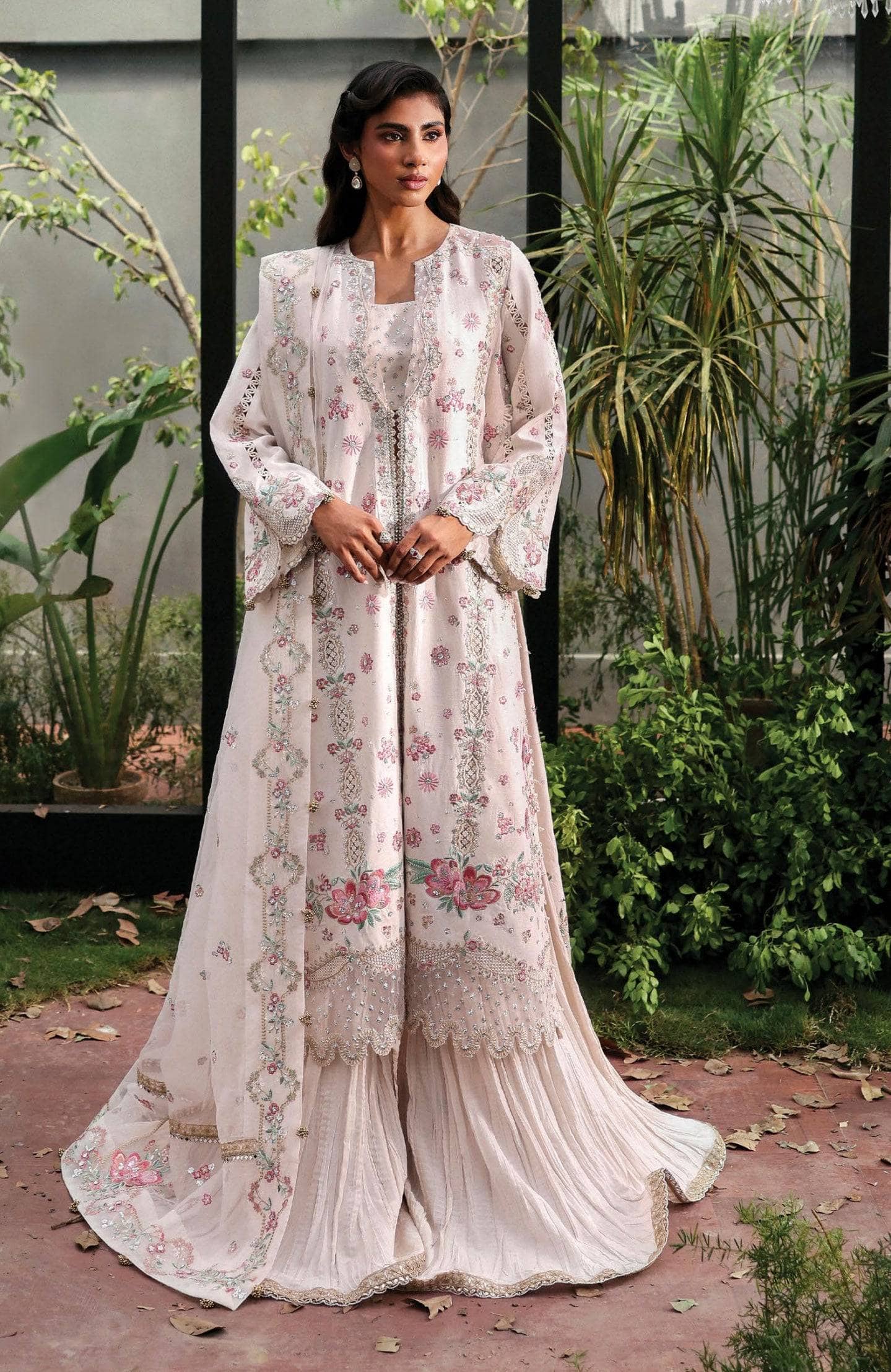 img_afrozeh_la_fuchsia_wedding_bridal_awwal_boutique