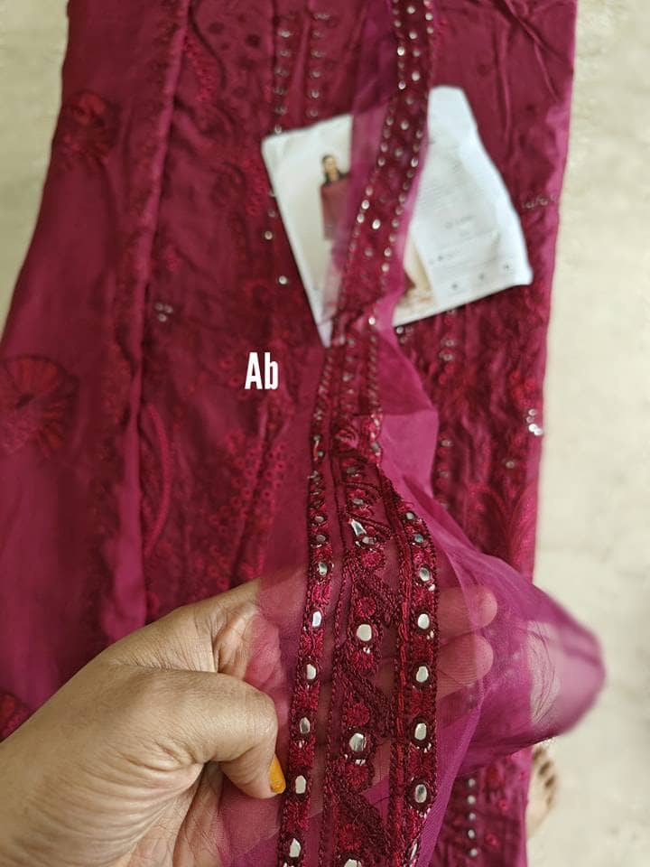 Open Pic/Afrozeh Chikankari Lawn/Claret