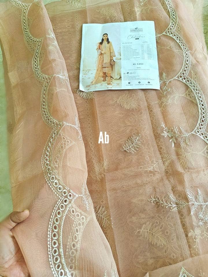 img_afrozeh_lawn_open_pic_awwal_boutique