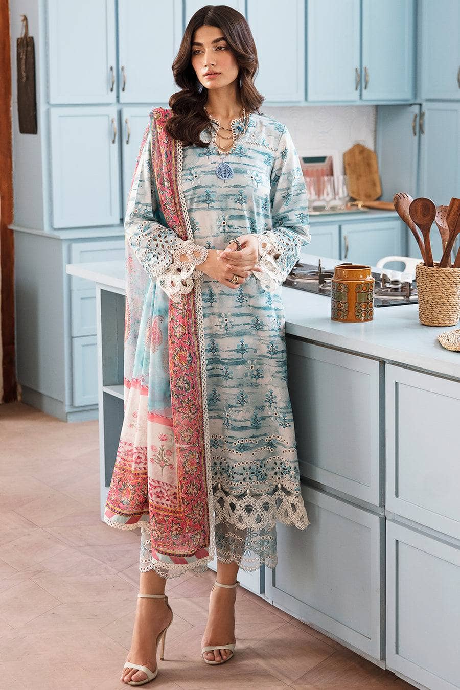 img_afrozeh_printkari_lawn_23_awwal_boutique