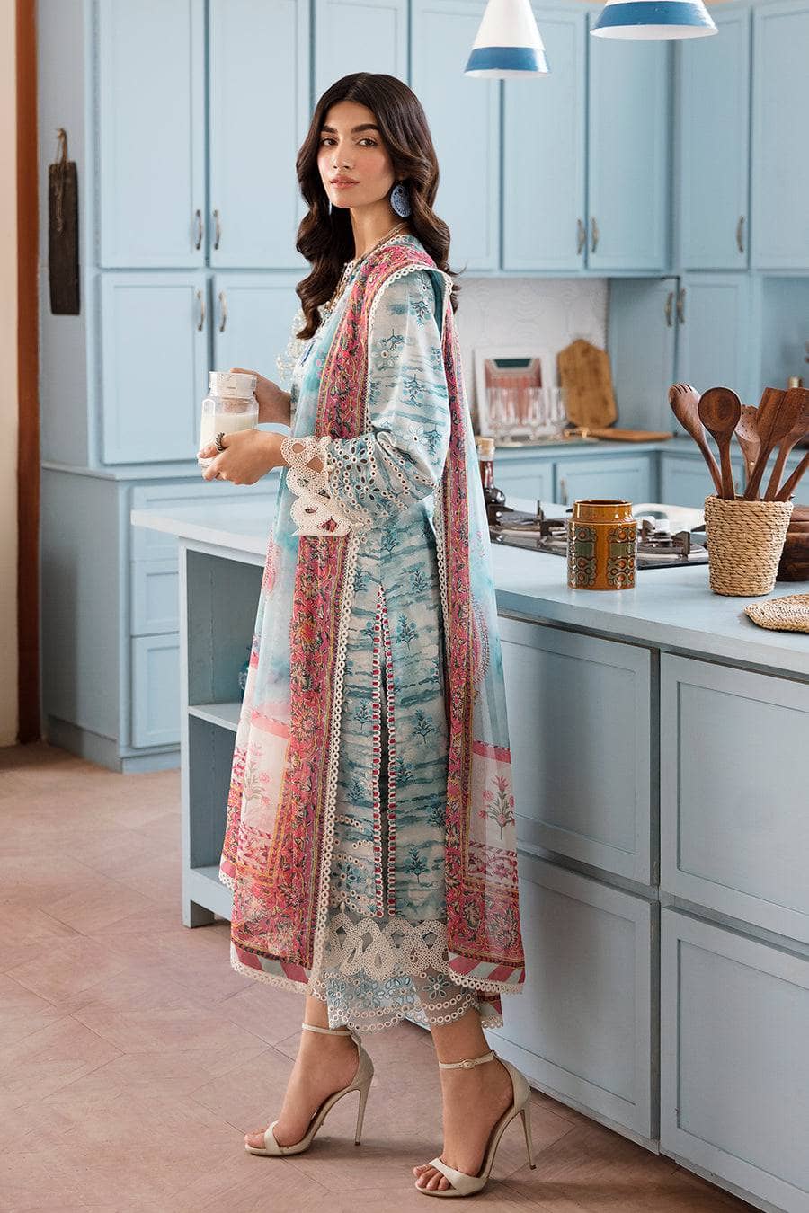 img_afrozeh_printkari_lawn_23_awwal_boutique