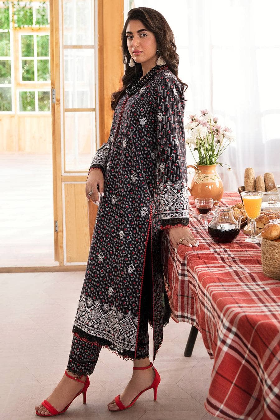 img_afrozeh_printkari_lawn_23_awwal_boutique