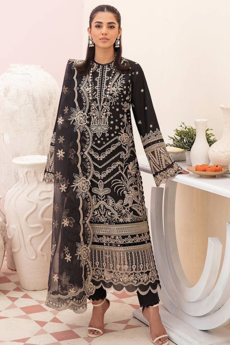 img_afrozeh_chikankari_lawn_23_awwal_boutique