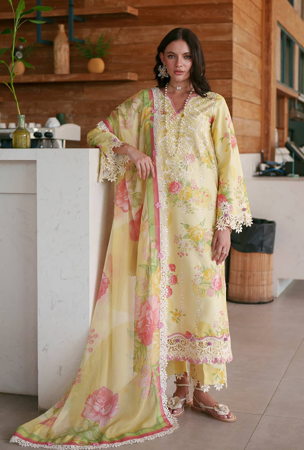 img_ajr_couture_awwal_boutique