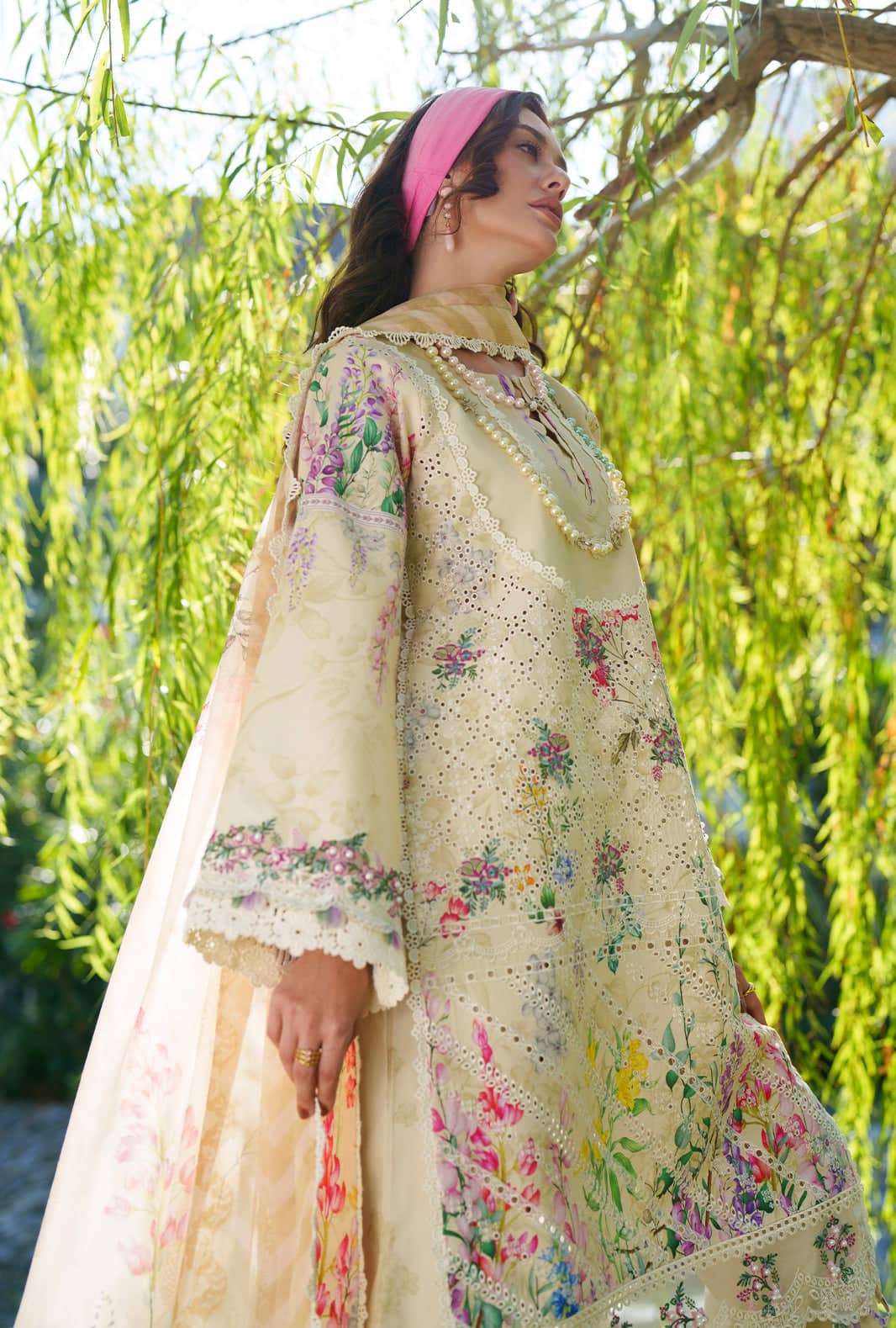 Ajr Couture Chikankari Lawn 26/Lila/Beige