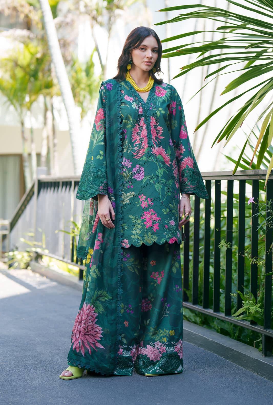 img_ajr_couture_awwal_boutique