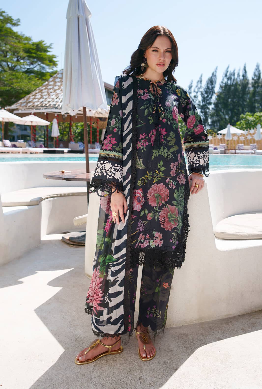 img_ajr_couture_awwal_boutique