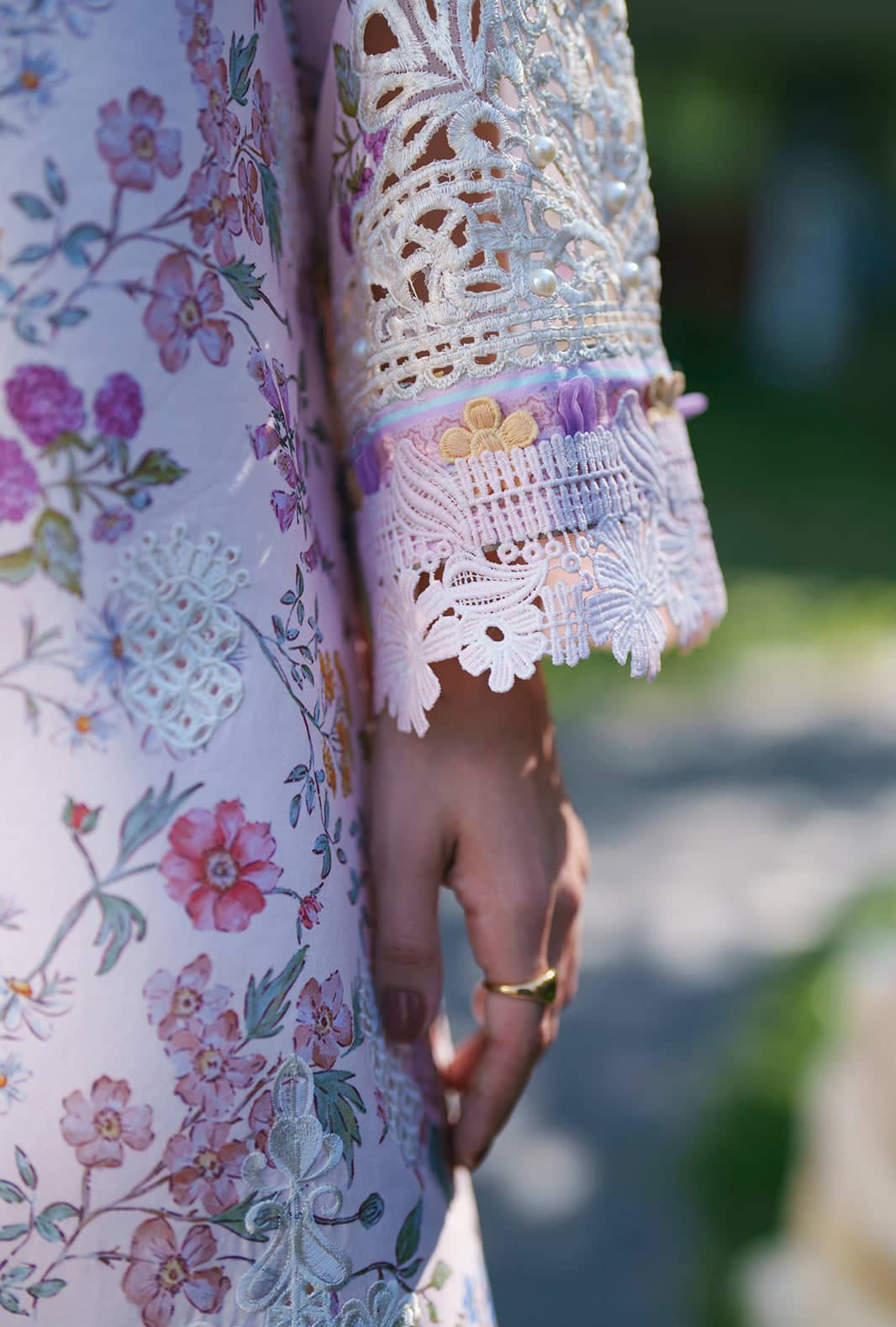 img_ajr_couture_awwal_boutique