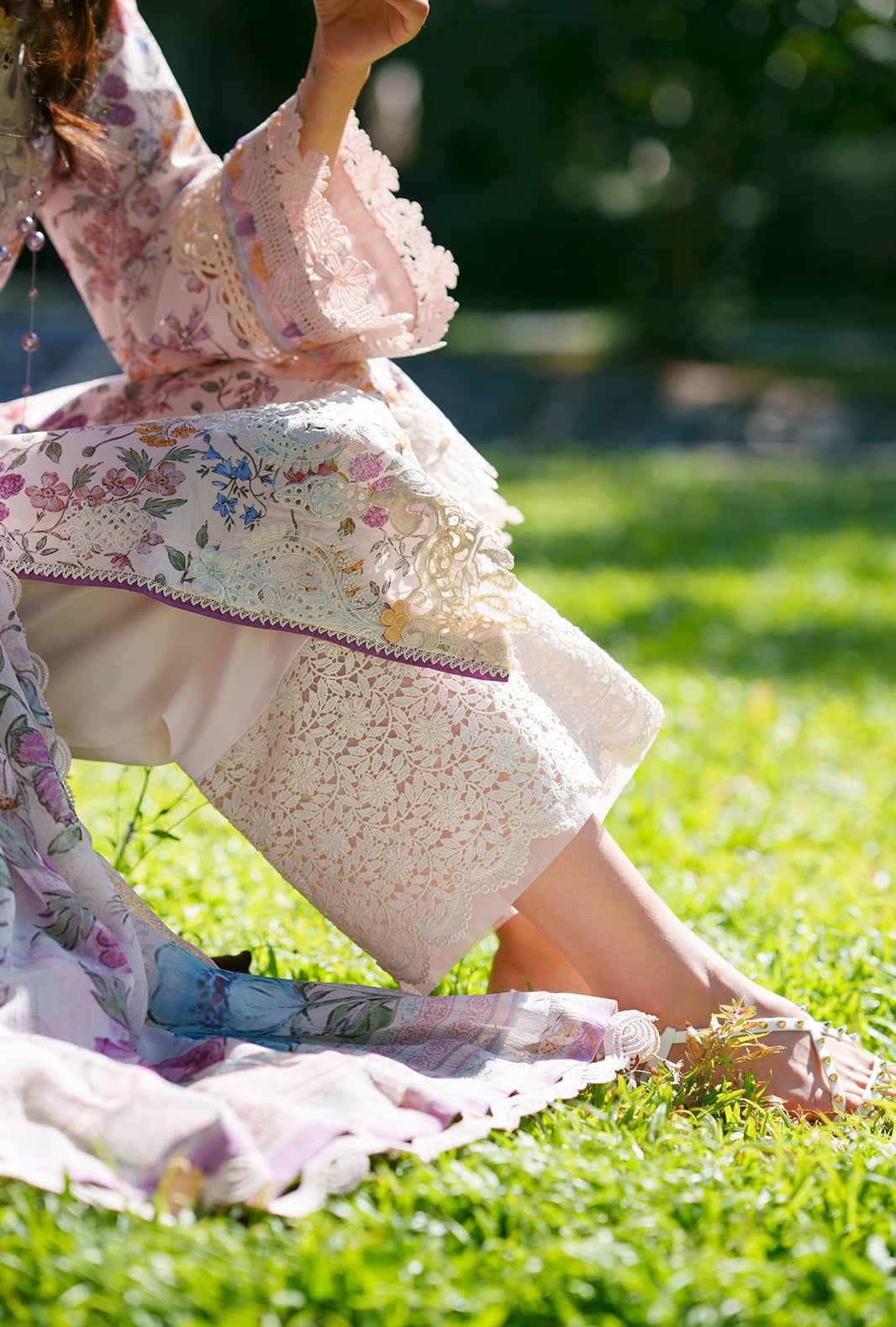 Ajr Couture Chikankari Lawn 26/Zuri/Powder Pink