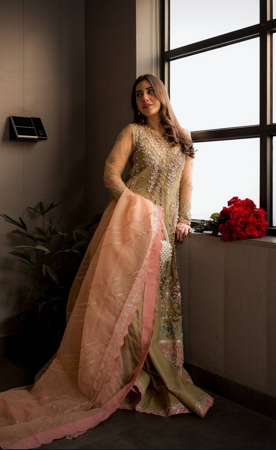 img_ajr_couture_awwal_boutique