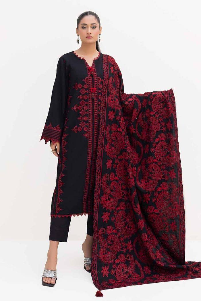 img_gul_ahmed_winter_24_awwal_boutique