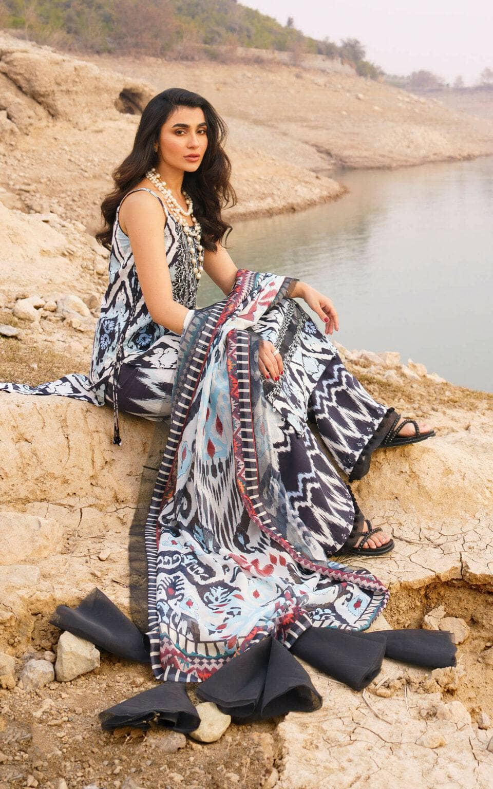 img_asifa_and_nabeel_lawn_24_awwal_boutique