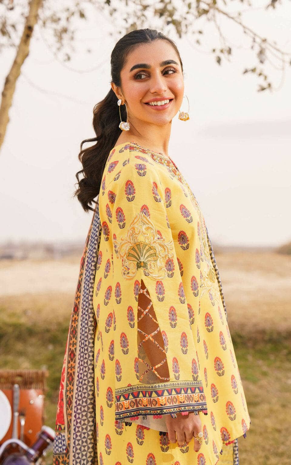 img_asifa_and_nabeel_lawn_awwal_boutique