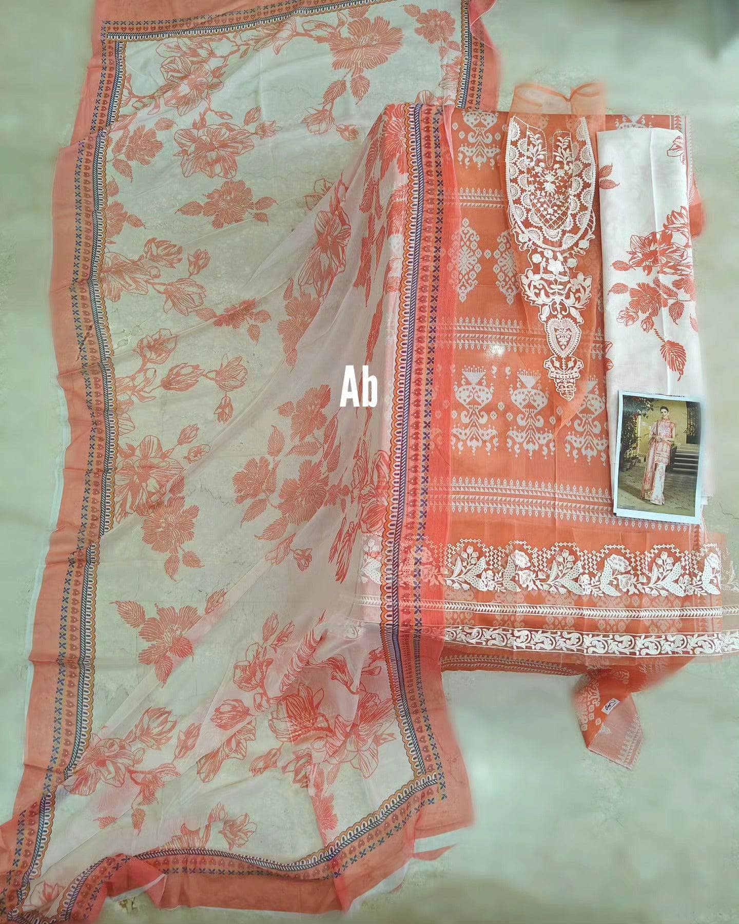 img_asifa_and_nabeel_lawn_awwal_boutique