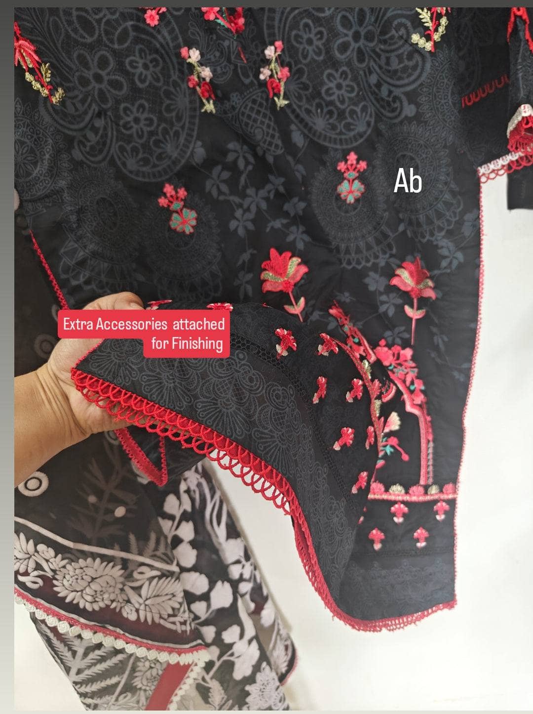 Stitched/So Kamal Stitched Lawn/Awwal Pret/Kashmir Ki Kali (B)/Large