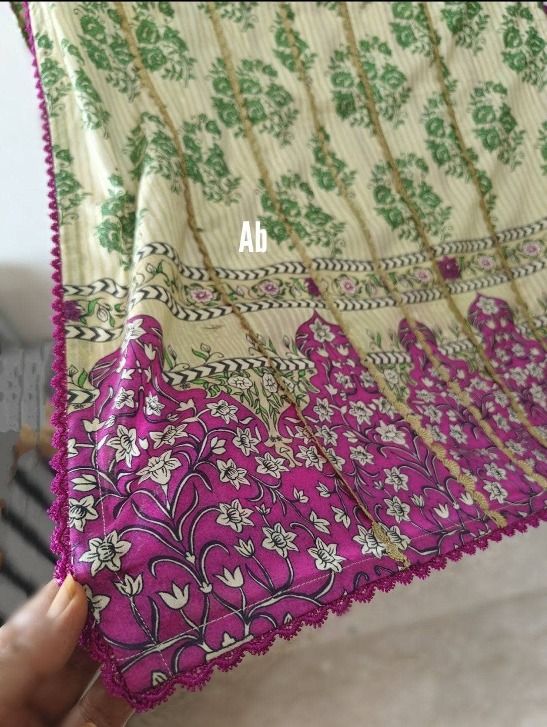 img_stitched_pakistani_suits_awwal_boutique